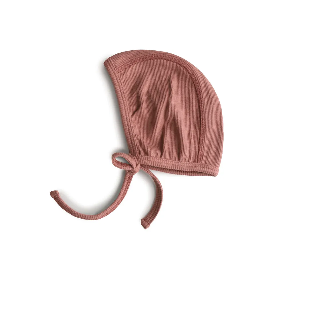 Mushie Ribbed Baby Bonnets