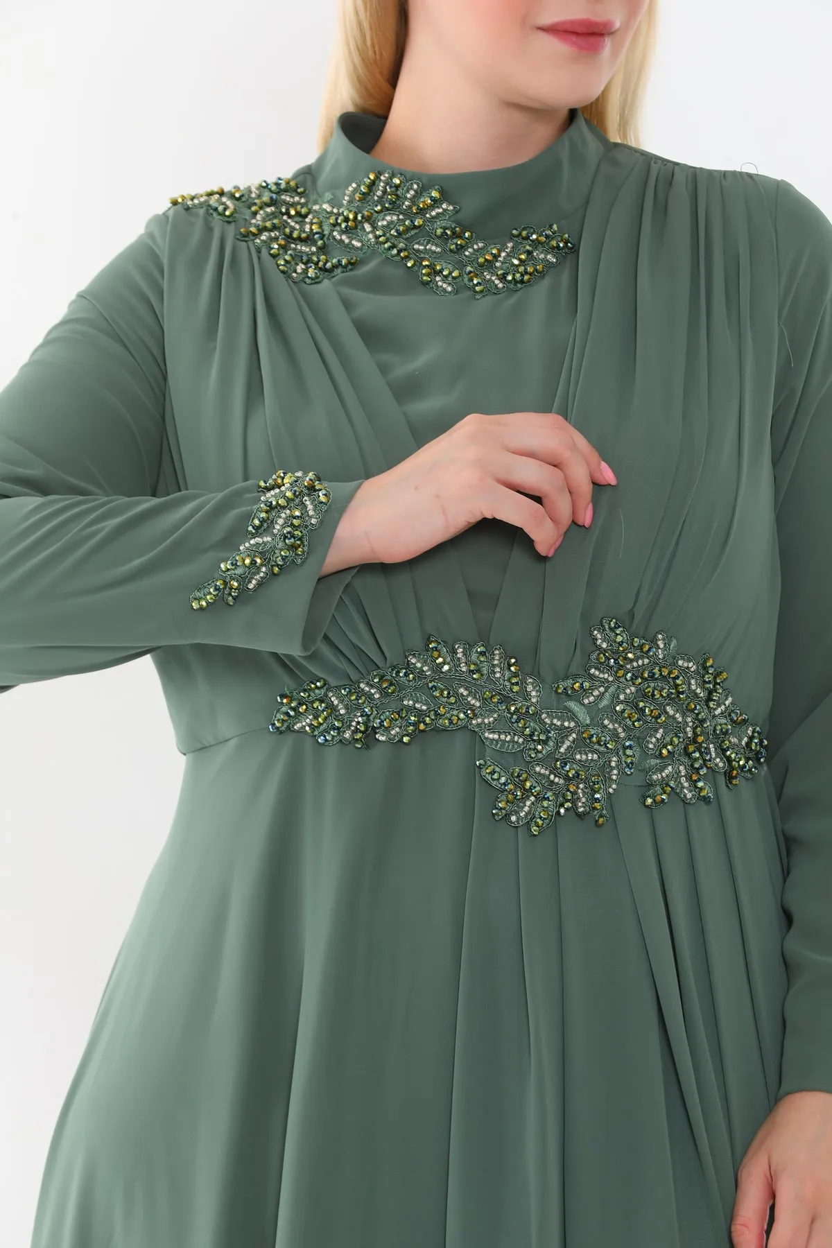 SRH Lace Beaed Gown Green